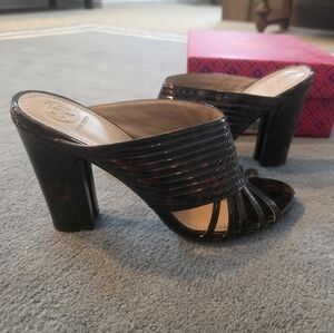 Tory Burch Patent Leather Sandals Tortoise Color